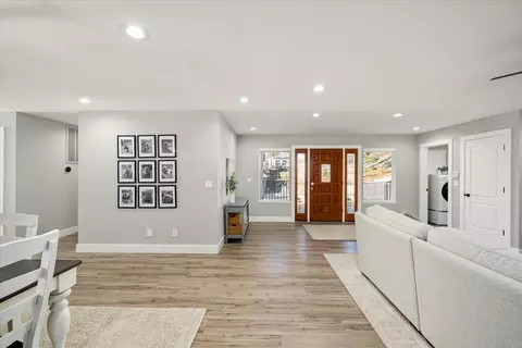 Entry Way - 11349 Lower Circle Dr, Grass Valley, CA 95949 photo 1 of 1