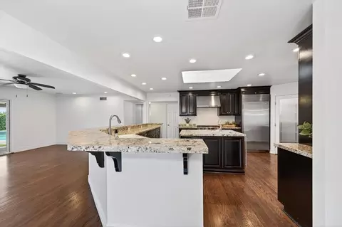 Kitchen - 6100 Woodhaven Ave, Carmichael, CA 95608 photo 6 of 8