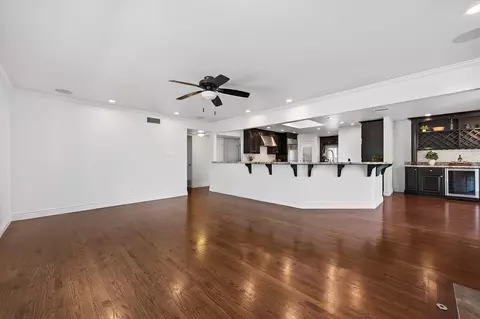 Living - 6100 Woodhaven Ave, Carmichael, CA 95608 photo 5 of 6