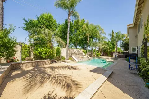 Exterior - 1705 Avignon Ln, Modesto, CA 95356 photo 13 of 17