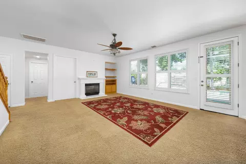 Living - 1705 Avignon Ln, Modesto, CA 95356 photo 4 of 10