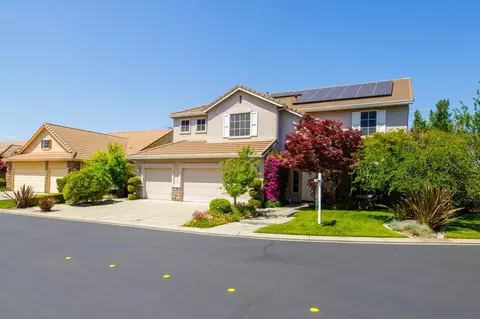 Exterior - 1705 Avignon Ln, Modesto, CA 95356 photo 4 of 17