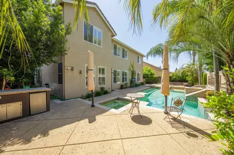 Exterior - 1705 Avignon Ln, Modesto, CA 95356 photo 8 of 17