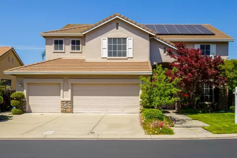 1705 Avignon Ln, Modesto, CA 95356