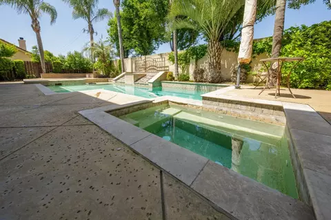 Exterior - 1705 Avignon Ln, Modesto, CA 95356 photo 9 of 17