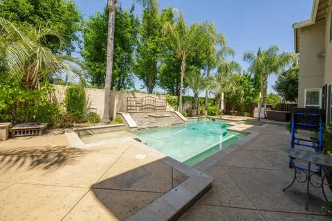 Exterior - 1705 Avignon Ln, Modesto, CA 95356 photo 11 of 17