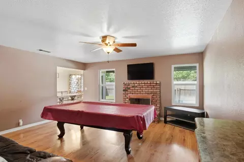 Living - 1669 London Ave, Manteca, CA 95336 photo 3 of 4
