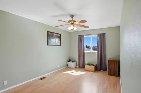 Bedroom - 1669 London Ave, Manteca, CA 95336 photo 5 of 7