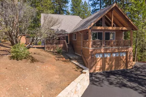 2105 Georgeann Dr, Arnold, CA 95223 photo 3