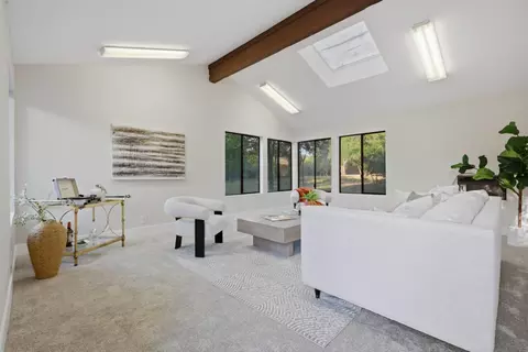 Living - 2534 Garfield Ave, Carmichael, CA 95608 photo 4 of 8