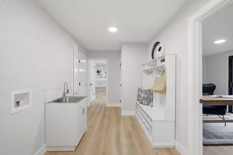 Entry Way - 2534 Garfield Ave, Carmichael, CA 95608 photo 2 of 2