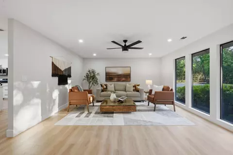 Living - 2534 Garfield Ave, Carmichael, CA 95608 photo 1 of 8