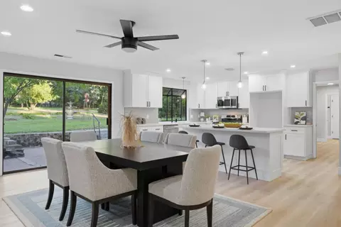 Dining - 2534 Garfield Ave, Carmichael, CA 95608 photo 3 of 4