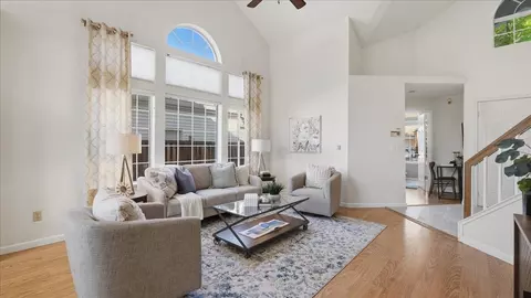 Living - 420 Falcon Ct, Tracy, CA 95376 photo 2 of 6