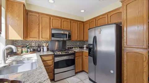 Kitchen - 420 Falcon Ct, Tracy, CA 95376 photo 2 of 2