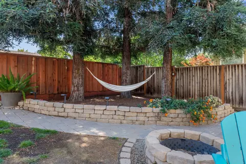 Exterior - 1504 Christiansen Dr, Modesto, CA 95355 photo 5 of 8