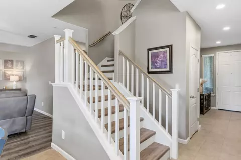 Entry Way - 1504 Christiansen Dr, Modesto, CA 95355 photo 5 of 9