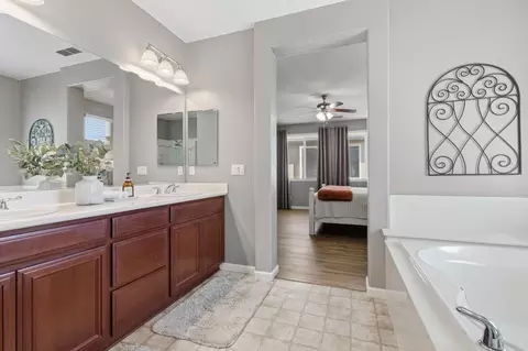 Entry Way - 1504 Christiansen Dr, Modesto, CA 95355 photo 9 of 9