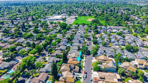 View/Area - 1504 Christiansen Dr, Modesto, CA 95355 photo 6 of 7