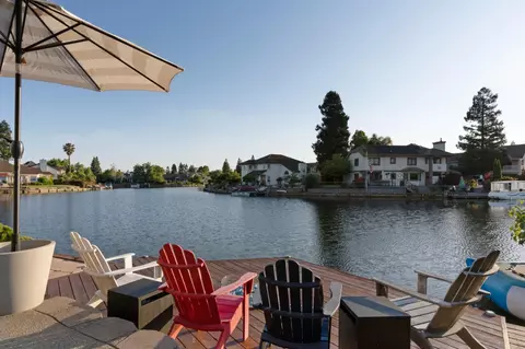 6104 Doubloon Ct, Elk Grove, CA 95758