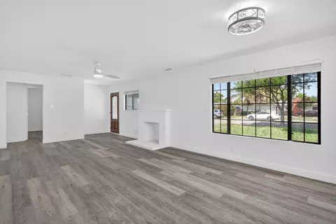 Living - 222 Pereira Ave, Tracy, CA 95376 photo 1 of 5