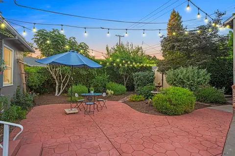 231 40th St, Sacramento, CA 95819