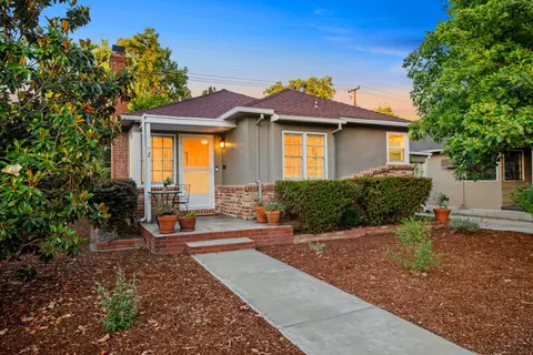 231 40th St, Sacramento, CA 95819