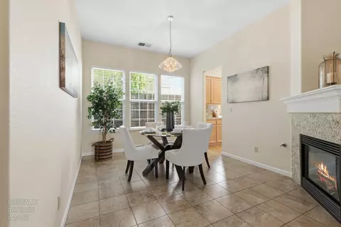 3808 Guildford Ln, Modesto, CA 95355 photo 14