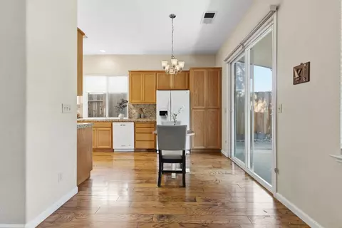 3808 Guildford Ln, Modesto, CA 95355 photo 15