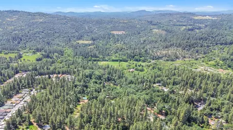 View/Area - 14638 Flicker Dr, Grass Valley, CA 95949 photo 13 of 15