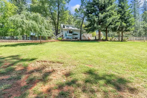 Exterior - 14638 Flicker Dr, Grass Valley, CA 95949 photo 3 of 12
