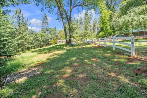 Exterior - 14638 Flicker Dr, Grass Valley, CA 95949 photo 7 of 12