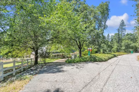 Exterior - 14638 Flicker Dr, Grass Valley, CA 95949 photo 11 of 12