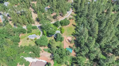 View/Area - 14638 Flicker Dr, Grass Valley, CA 95949 photo 8 of 15
