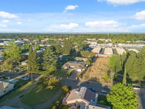 View/Area - 2818 Clark Ave, Carmichael, CA 95608 photo 6 of 12
