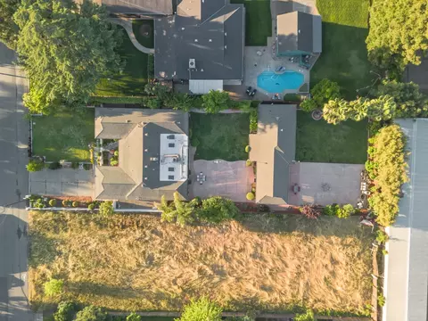 View/Area - 2818 Clark Ave, Carmichael, CA 95608 photo 5 of 12