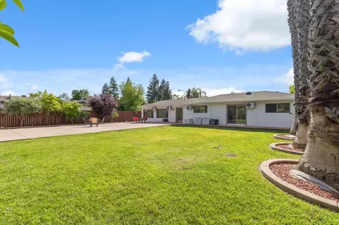 Exterior - 2818 Clark Ave, Carmichael, CA 95608 photo 12 of 15
