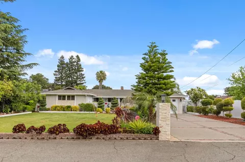 Exterior - 2818 Clark Ave, Carmichael, CA 95608 photo 4 of 15