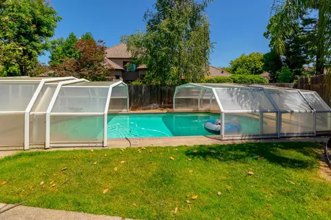 Exterior - 2501 Hilversum Ln, Modesto, CA 95356 photo 7 of 12