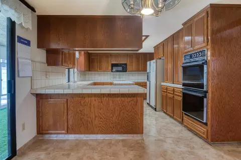 Kitchen - 2501 Hilversum Ln, Modesto, CA 95356 photo 1 of 3