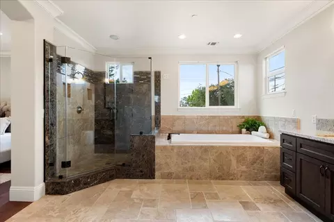 Bath - 6817 Rappahannock Way, Carmichael, CA 95608 photo 4 of 7