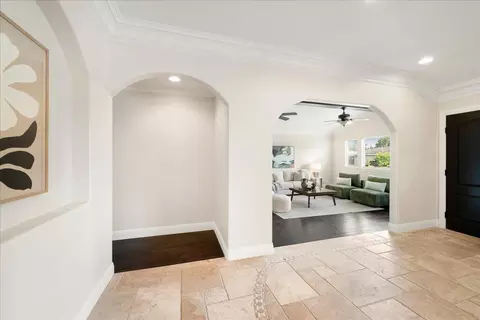 Entry Way - 6817 Rappahannock Way, Carmichael, CA 95608 photo 3 of 6