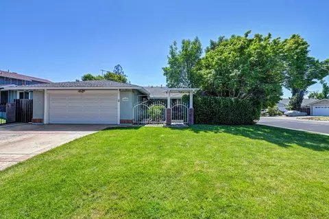 10000 Bromley Way, Sacramento, CA 95827