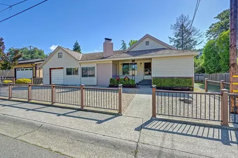 211 Katherine Way, Auburn, CA 95603