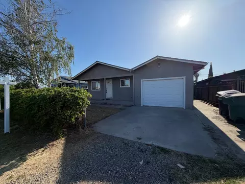 Exterior - 5204 7th St, Keyes, CA 95328 photo 5 of 6