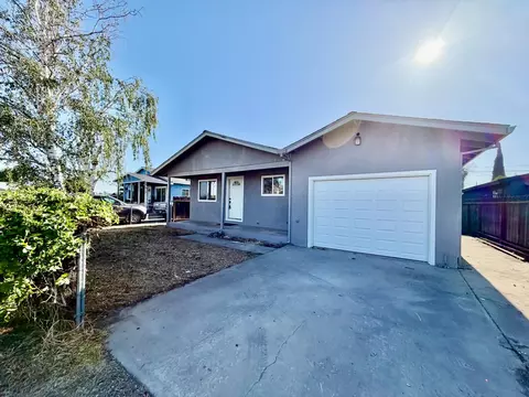 Exterior - 5204 7th St, Keyes, CA 95328 photo 4 of 6
