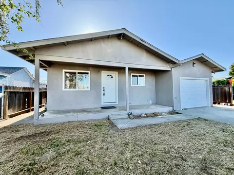 Exterior - 5204 7th St, Keyes, CA 95328 photo 2 of 6