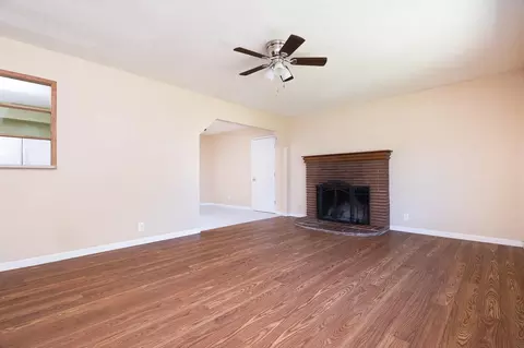 Living - 1048 Laurel Ave, Olivehurst, CA 95961 photo 6 of 6