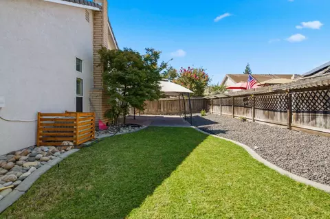 Exterior - 245 Douma Way, Ripon, CA 95366 photo 8 of 9