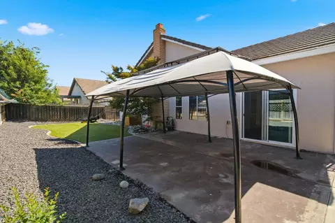Exterior - 245 Douma Way, Ripon, CA 95366 photo 6 of 9